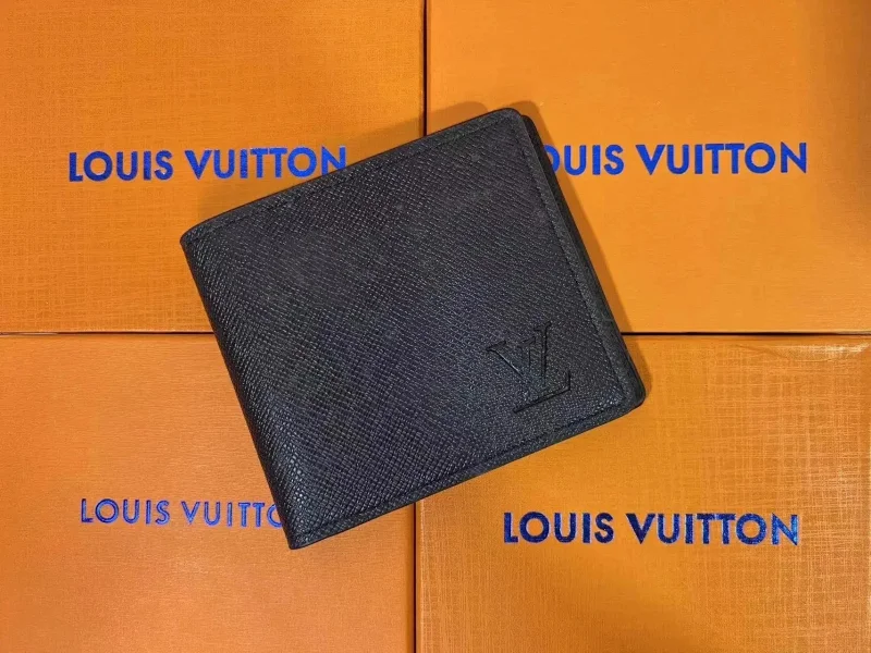 Wallet 8